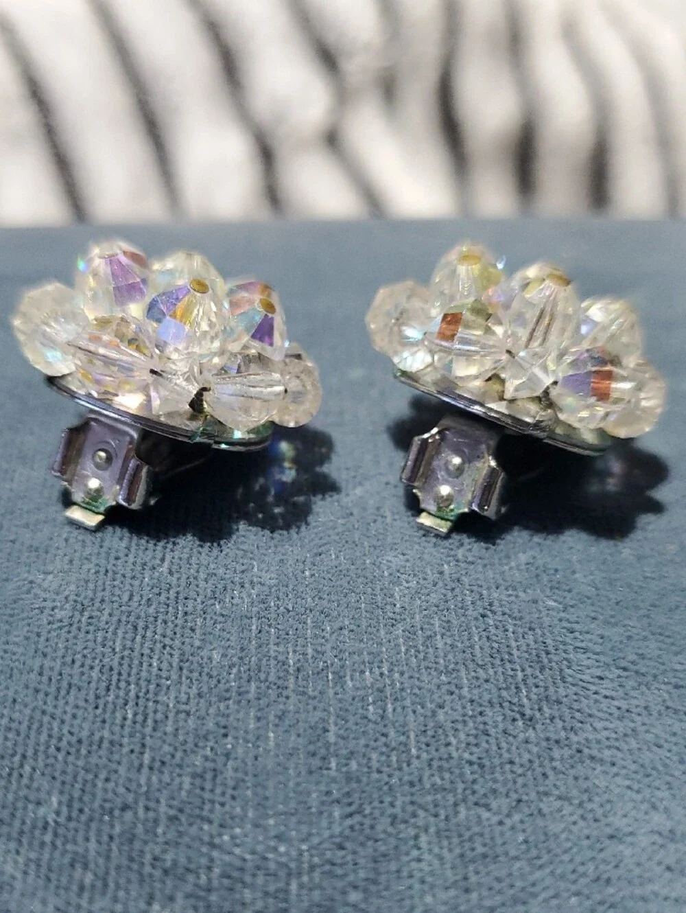 Vintage Iridescent Crystal Cluster Stud Earrings - Clear Aurora Rainbow Clip On